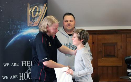 Headcoach Tomáš Tůma welcomes #54 Lenny Dötsch (A) in the team.